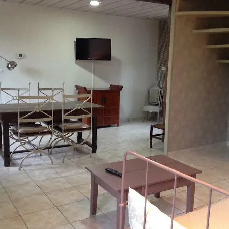 Holiday home L' Ancien Pressoir 2